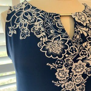 Hanni Woman 1X Navy Blue and White Lightweight Dress